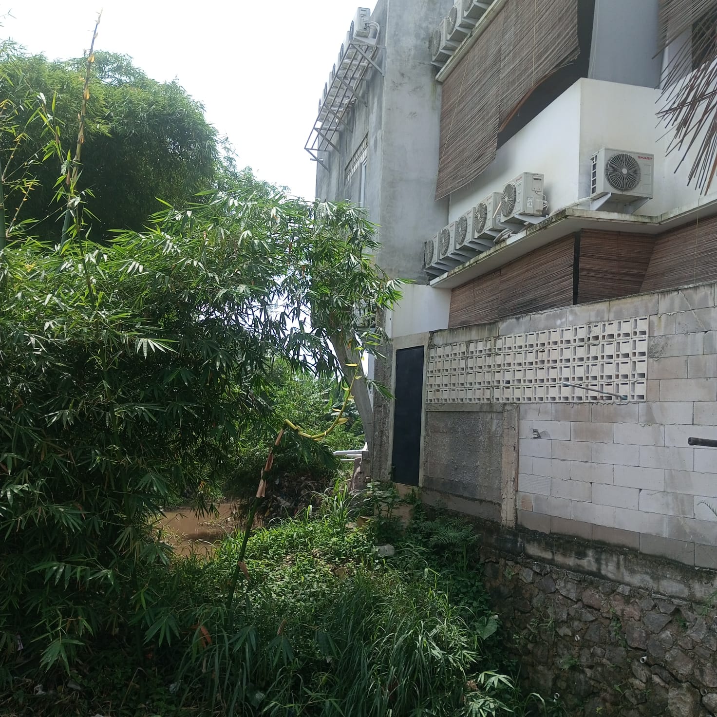 Membangun di Sempadan Sungai Melanggar Hukum,Ada Sanksi Pidana Penjara Hingga 15 Tahun